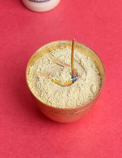 Red Chandan tika powder